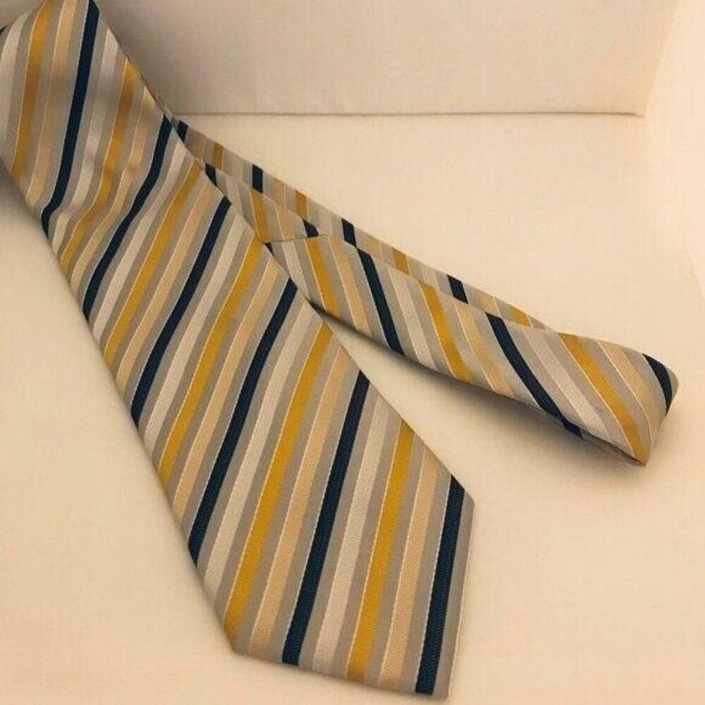 #1694 RANDA VINTAGE YELLOW STRIPED NECKTIE 56 IN X 3.75 IN